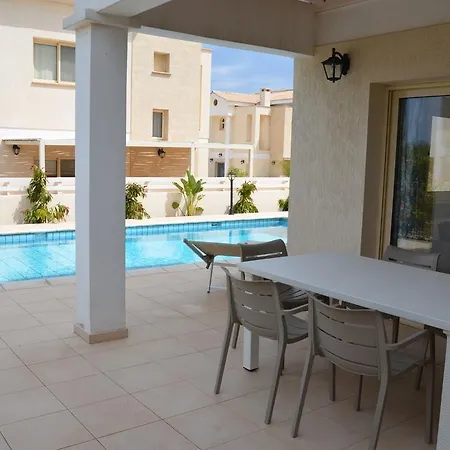 Anthorina 3 Villa